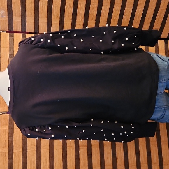 Boston Proper pearl sleeves top - Picture 7 of 11